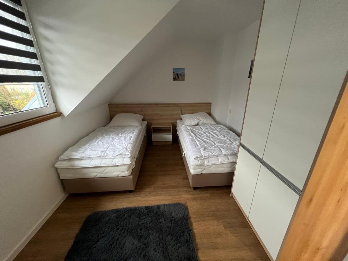 Ferienhaus Anton Dranske Bagian luar foto