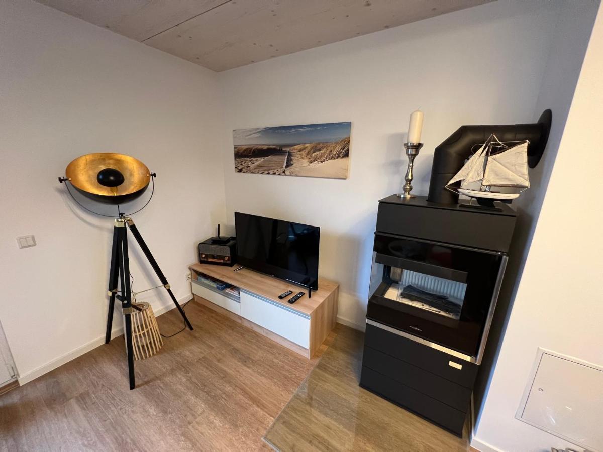 Ferienhaus Anton Dranske Bagian luar foto